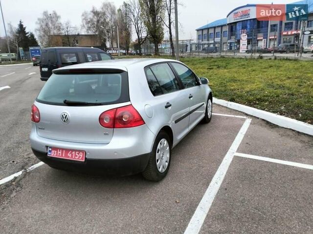 Серый Форд Focus C-Max, объемом двигателя 1.6 л и пробегом 168 тыс. км за 5800 $, фото 7 на Automoto.ua