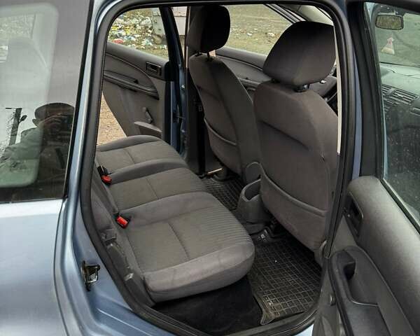 Сірий Форд Focus C-Max, об'ємом двигуна 1.6 л та пробігом 262 тис. км за 3749 $, фото 4 на Automoto.ua