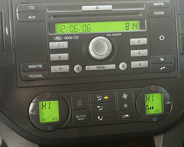 Сірий Форд Focus C-Max, об'ємом двигуна 1.8 л та пробігом 289 тис. км за 3999 $, фото 15 на Automoto.ua