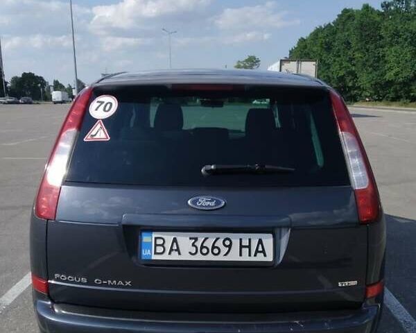 Серый Форд Focus C-Max, объемом двигателя 1.8 л и пробегом 300 тыс. км за 4300 $, фото 1 на Automoto.ua