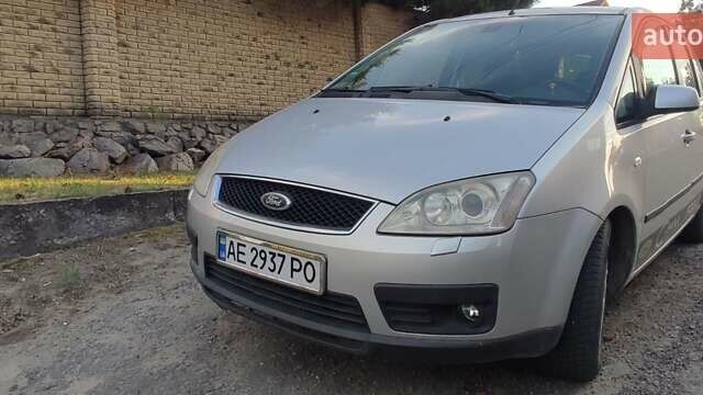 Серый Форд Focus C-Max, объемом двигателя 1.8 л и пробегом 234 тыс. км за 5200 $, фото 1 на Automoto.ua