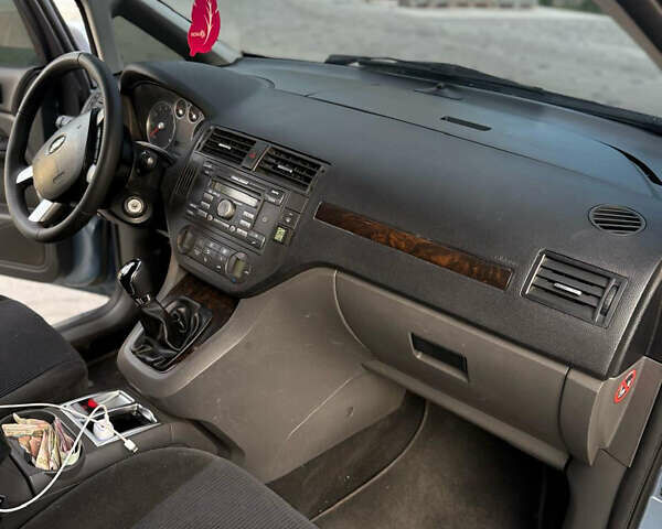Серый Форд Focus C-Max, объемом двигателя 1.8 л и пробегом 320 тыс. км за 4400 $, фото 7 на Automoto.ua
