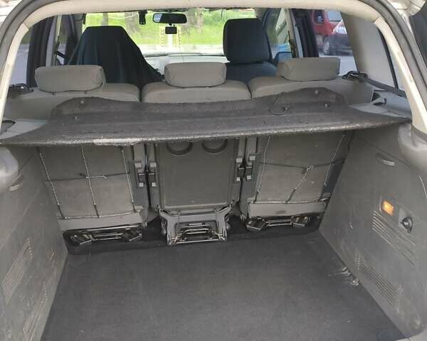 Сірий Форд Focus C-Max, об'ємом двигуна 1.75 л та пробігом 270 тис. км за 4900 $, фото 6 на Automoto.ua