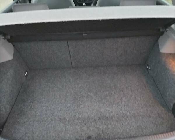 Серый Форд Focus C-Max, объемом двигателя 1.6 л и пробегом 168 тыс. км за 5800 $, фото 18 на Automoto.ua