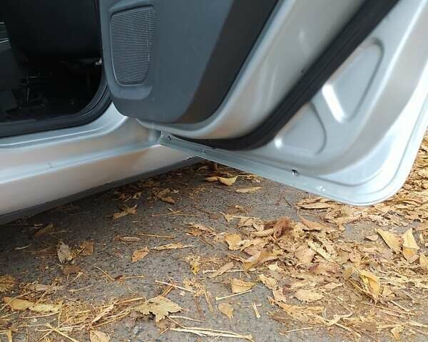 Сірий Форд Focus C-Max, об'ємом двигуна 1.6 л та пробігом 328 тис. км за 3900 $, фото 10 на Automoto.ua