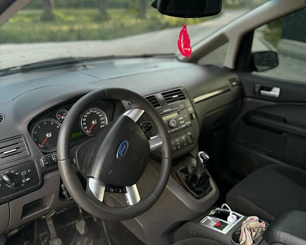 Серый Форд Focus C-Max, объемом двигателя 1.8 л и пробегом 320 тыс. км за 4400 $, фото 5 на Automoto.ua
