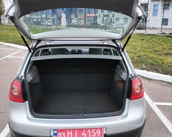 Серый Форд Focus C-Max, объемом двигателя 1.6 л и пробегом 168 тыс. км за 5800 $, фото 15 на Automoto.ua