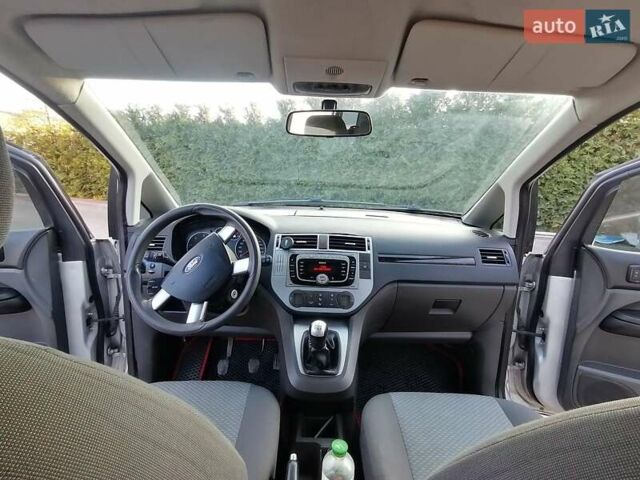 Сірий Форд Focus C-Max, об'ємом двигуна 1.8 л та пробігом 200 тис. км за 5400 $, фото 4 на Automoto.ua