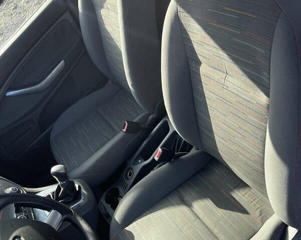 Серый Форд Focus C-Max, объемом двигателя 1.8 л и пробегом 106 тыс. км за 5700 $, фото 12 на Automoto.ua