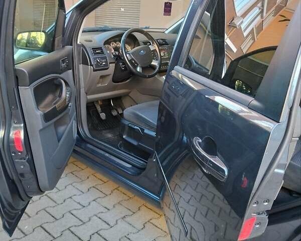 Сірий Форд Focus C-Max, об'ємом двигуна 1.75 л та пробігом 255 тис. км за 5900 $, фото 2 на Automoto.ua