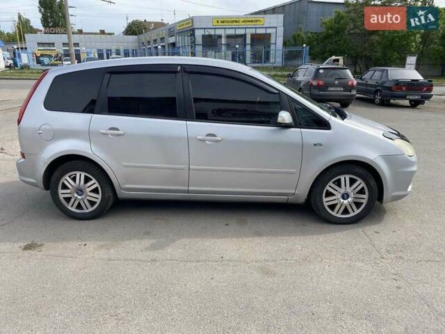 Серый Форд Focus C-Max, объемом двигателя 1.75 л и пробегом 275 тыс. км за 6900 $, фото 3 на Automoto.ua