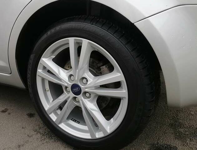 Серый Форд Focus C-Max, объемом двигателя 1.6 л и пробегом 420 тыс. км за 7000 $, фото 10 на Automoto.ua