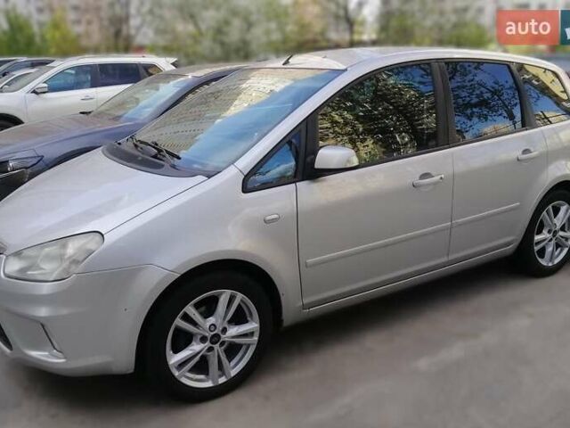 Серый Форд Focus C-Max, объемом двигателя 1.6 л и пробегом 420 тыс. км за 7000 $, фото 6 на Automoto.ua