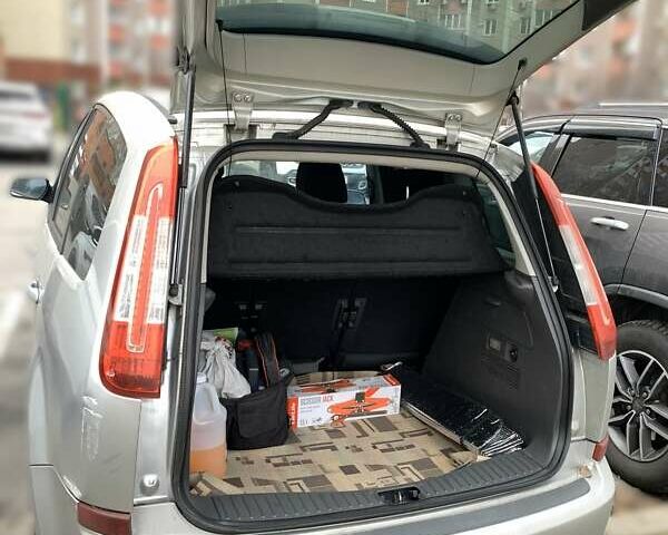 Серый Форд Focus C-Max, объемом двигателя 1.6 л и пробегом 420 тыс. км за 7000 $, фото 19 на Automoto.ua