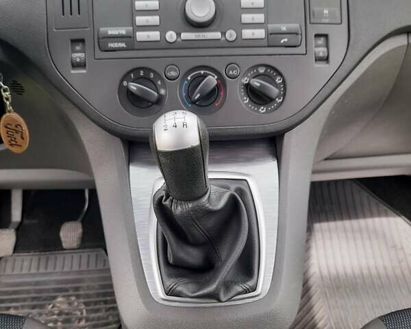 Серый Форд Focus C-Max, объемом двигателя 1.8 л и пробегом 230 тыс. км за 5000 $, фото 6 на Automoto.ua