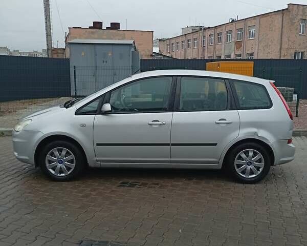 Серый Форд Focus C-Max, объемом двигателя 1.6 л и пробегом 241 тыс. км за 5100 $, фото 1 на Automoto.ua