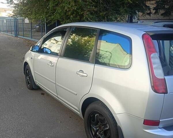 Форд Focus C-Max 2007 у Одесі на Automoto.ua Сірий Форд Focus C-Max, об'ємом двигуна 2 л та пробігом 256 тис. км за 4800 $, фото 1 на Automoto.ua