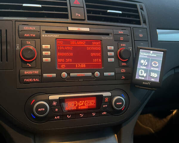 Серый Форд Focus C-Max, объемом двигателя 1.8 л и пробегом 218 тыс. км за 6450 $, фото 19 на Automoto.ua