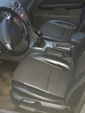 Серый Форд Focus C-Max, объемом двигателя 1.6 л и пробегом 170 тыс. км за 6000 $, фото 9 на Automoto.ua