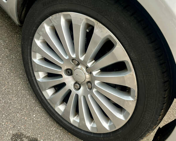 Сірий Форд Focus C-Max, об'ємом двигуна 1.8 л та пробігом 233 тис. км за 6250 $, фото 12 на Automoto.ua