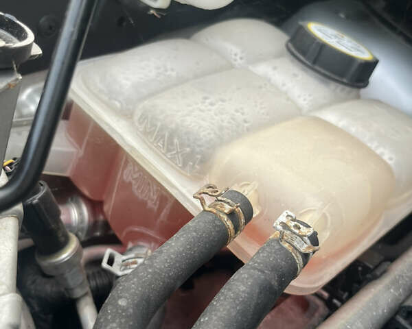 Сірий Форд Focus C-Max, об'ємом двигуна 1.8 л та пробігом 233 тис. км за 6250 $, фото 26 на Automoto.ua