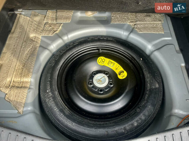 Сірий Форд Focus C-Max, об'ємом двигуна 1.8 л та пробігом 233 тис. км за 6250 $, фото 14 на Automoto.ua