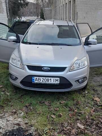 Серый Форд Focus C-Max, объемом двигателя 1.6 л и пробегом 170 тыс. км за 6000 $, фото 3 на Automoto.ua