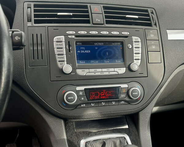 Сірий Форд Focus C-Max, об'ємом двигуна 1.8 л та пробігом 233 тис. км за 6250 $, фото 7 на Automoto.ua