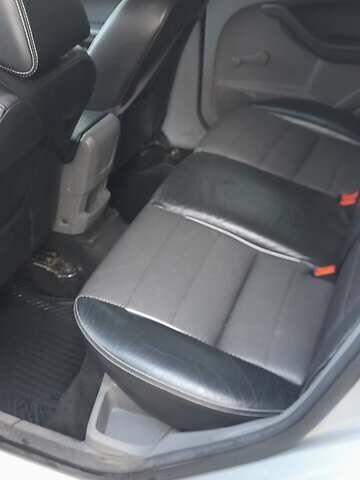 Серый Форд Focus C-Max, объемом двигателя 1.6 л и пробегом 170 тыс. км за 6000 $, фото 7 на Automoto.ua