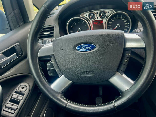 Сірий Форд Focus C-Max, об'ємом двигуна 1.8 л та пробігом 233 тис. км за 6250 $, фото 24 на Automoto.ua