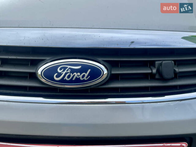 Сірий Форд Focus C-Max, об'ємом двигуна 1.8 л та пробігом 233 тис. км за 6250 $, фото 22 на Automoto.ua