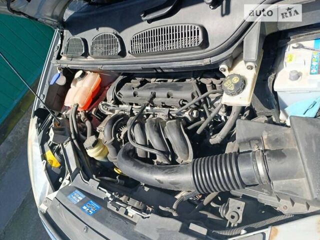 Серый Форд Focus C-Max, объемом двигателя 1.6 л и пробегом 190 тыс. км за 4999 $, фото 14 на Automoto.ua