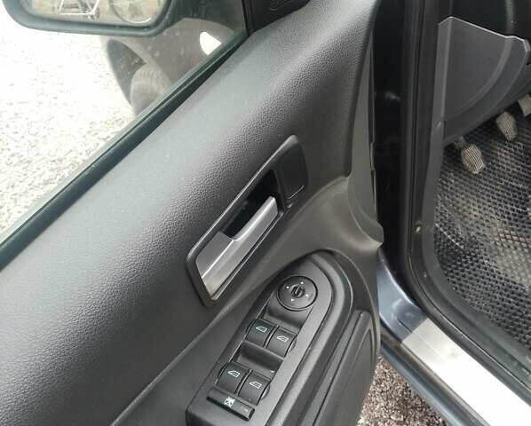 Сірий Форд Focus C-Max, об'ємом двигуна 1.56 л та пробігом 307 тис. км за 5199 $, фото 5 на Automoto.ua