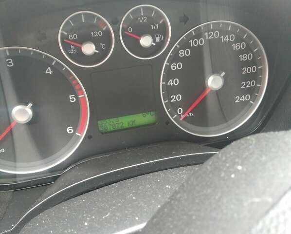 Сірий Форд Focus C-Max, об'ємом двигуна 1.56 л та пробігом 307 тис. км за 5199 $, фото 3 на Automoto.ua