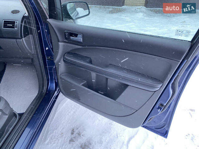 Синий Форд Focus C-Max, объемом двигателя 1.8 л и пробегом 210 тыс. км за 3850 $, фото 11 на Automoto.ua