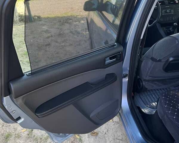 Синій Форд Focus C-Max, об'ємом двигуна 2 л та пробігом 320 тис. км за 4000 $, фото 23 на Automoto.ua