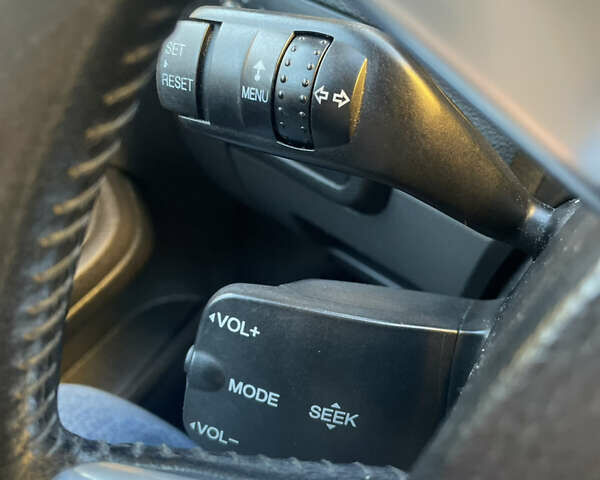 Синий Форд Focus C-Max, объемом двигателя 1.6 л и пробегом 222 тыс. км за 4500 $, фото 24 на Automoto.ua