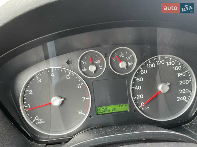 Синий Форд Focus C-Max, объемом двигателя 1.6 л и пробегом 222 тыс. км за 4500 $, фото 28 на Automoto.ua