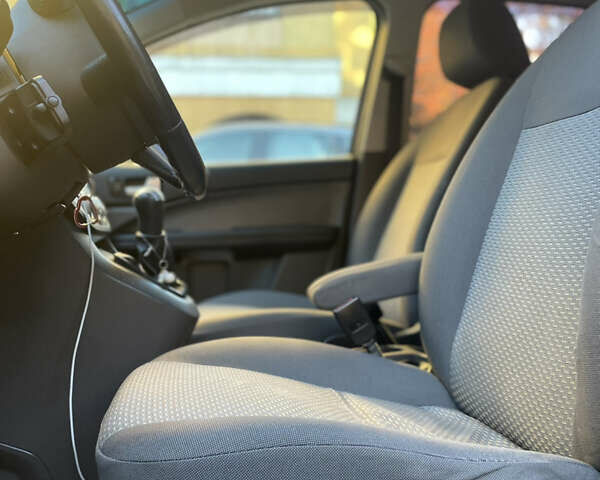 Синий Форд Focus C-Max, объемом двигателя 1.6 л и пробегом 222 тыс. км за 4500 $, фото 21 на Automoto.ua