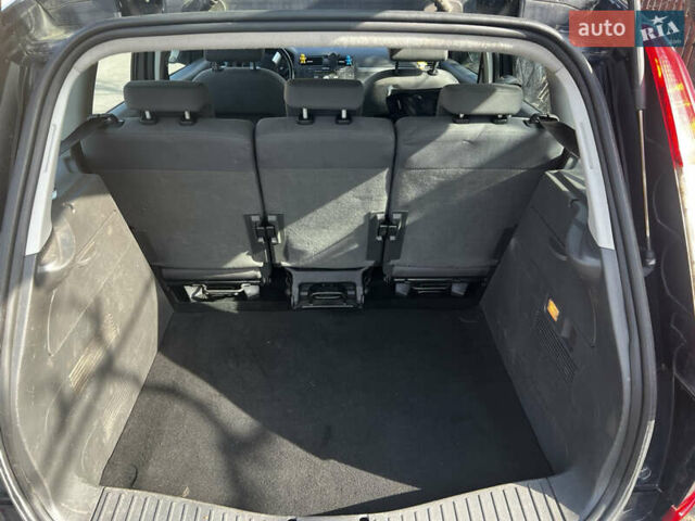 Синий Форд Focus C-Max, объемом двигателя 1.6 л и пробегом 226 тыс. км за 4900 $, фото 6 на Automoto.ua