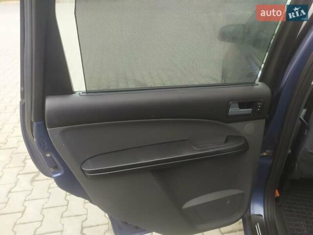 Синий Форд Focus C-Max, объемом двигателя 1.6 л и пробегом 272 тыс. км за 4800 $, фото 19 на Automoto.ua