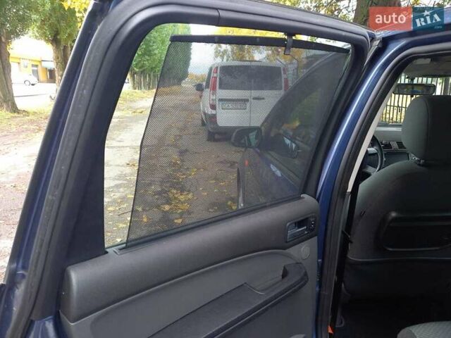 Форд Focus C-Max 2005 в Черкассах на Automoto.ua Синий Форд Focus C-Max, объемом двигателя 0 л и пробегом 177 тыс. км за 5150 $, фото 32 на Automoto.ua
