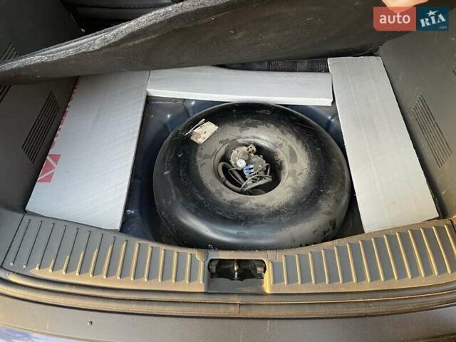 Синій Форд Focus C-Max, об'ємом двигуна 1.8 л та пробігом 333 тис. км за 4500 $, фото 12 на Automoto.ua