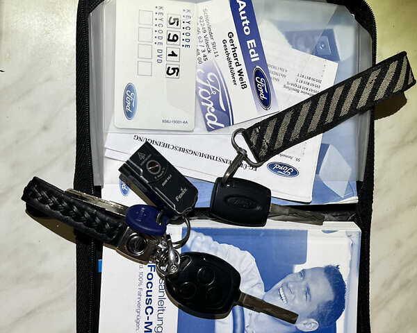 Синий Форд Focus C-Max, объемом двигателя 1.6 л и пробегом 157 тыс. км за 6300 $, фото 15 на Automoto.ua