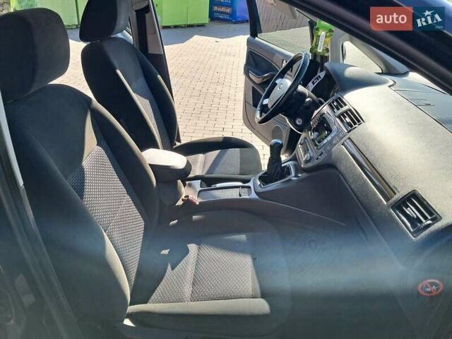 Синий Форд Focus C-Max, объемом двигателя 1.8 л и пробегом 198 тыс. км за 5850 $, фото 15 на Automoto.ua