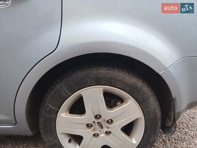 Синий Форд Focus C-Max, объемом двигателя 1.8 л и пробегом 172 тыс. км за 5250 $, фото 8 на Automoto.ua