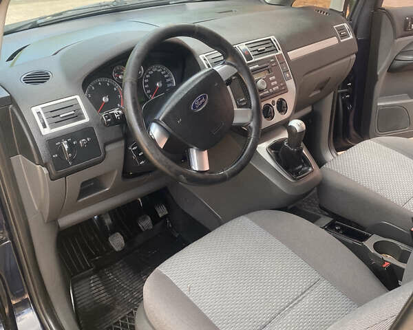 Синий Форд Focus C-Max, объемом двигателя 1.8 л и пробегом 288 тыс. км за 3900 $, фото 5 на Automoto.ua