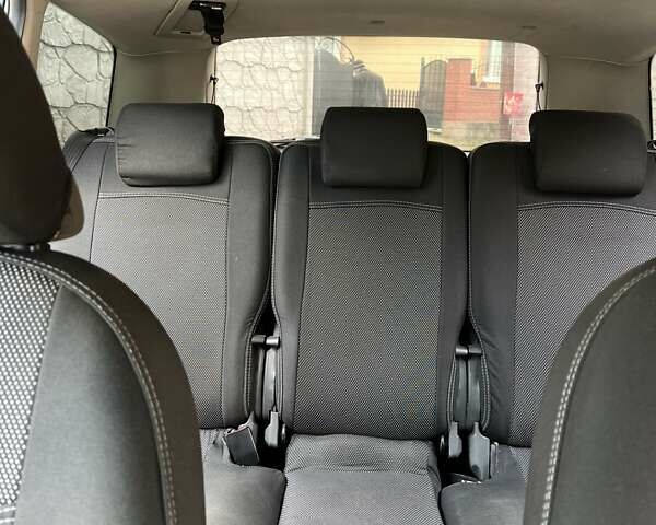 Синий Форд Focus C-Max, объемом двигателя 1.6 л и пробегом 200 тыс. км за 5000 $, фото 8 на Automoto.ua