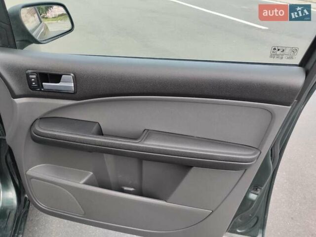 Зеленый Форд Focus C-Max, объемом двигателя 1.8 л и пробегом 228 тыс. км за 4500 $, фото 10 на Automoto.ua