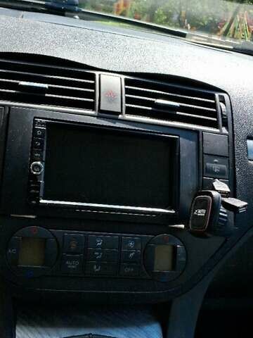 Зеленый Форд Focus C-Max, объемом двигателя 1.6 л и пробегом 240 тыс. км за 4500 $, фото 6 на Automoto.ua